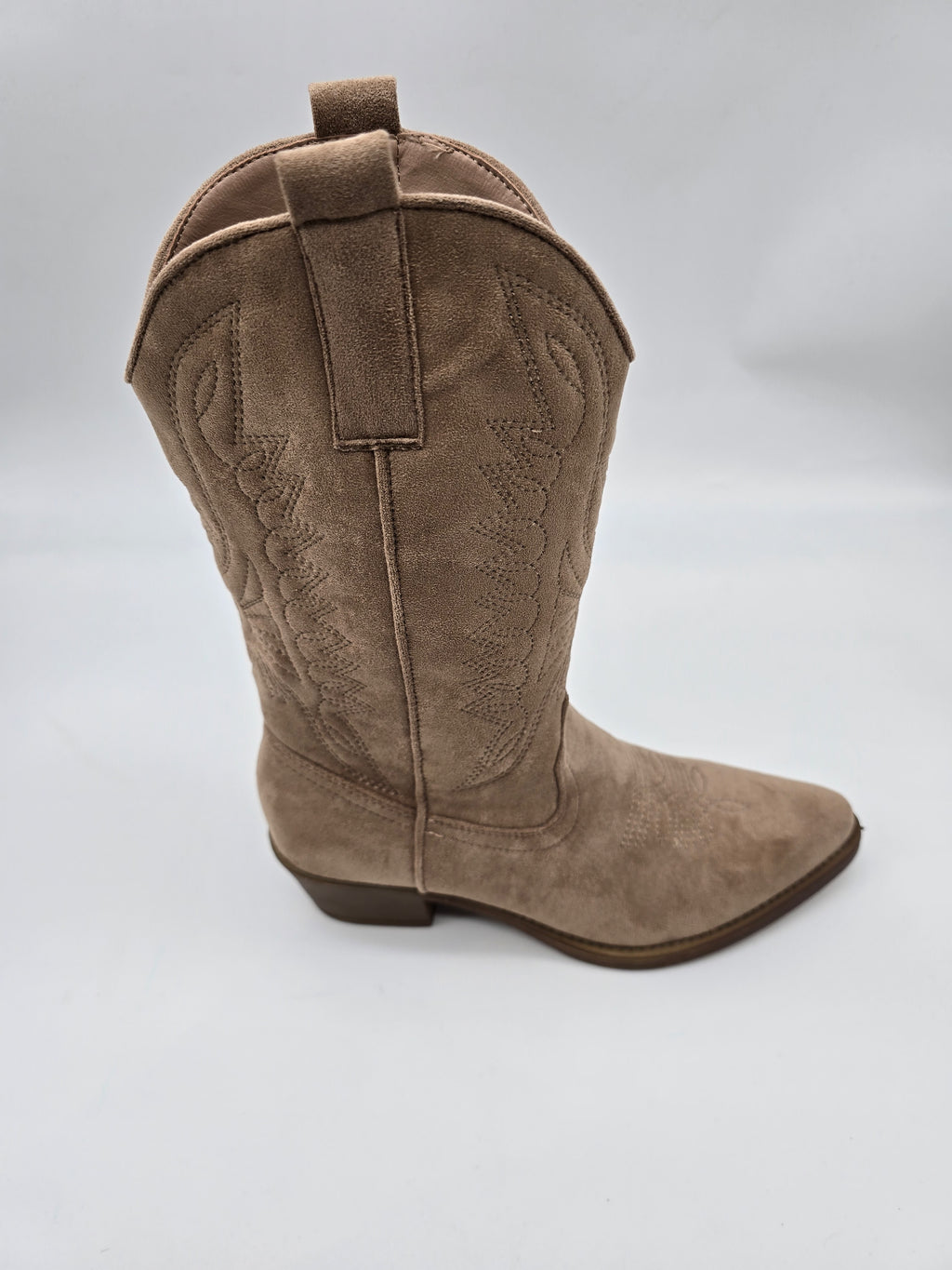 Caro JAX: The Western Muse – Cowboy Boots for Bold Women